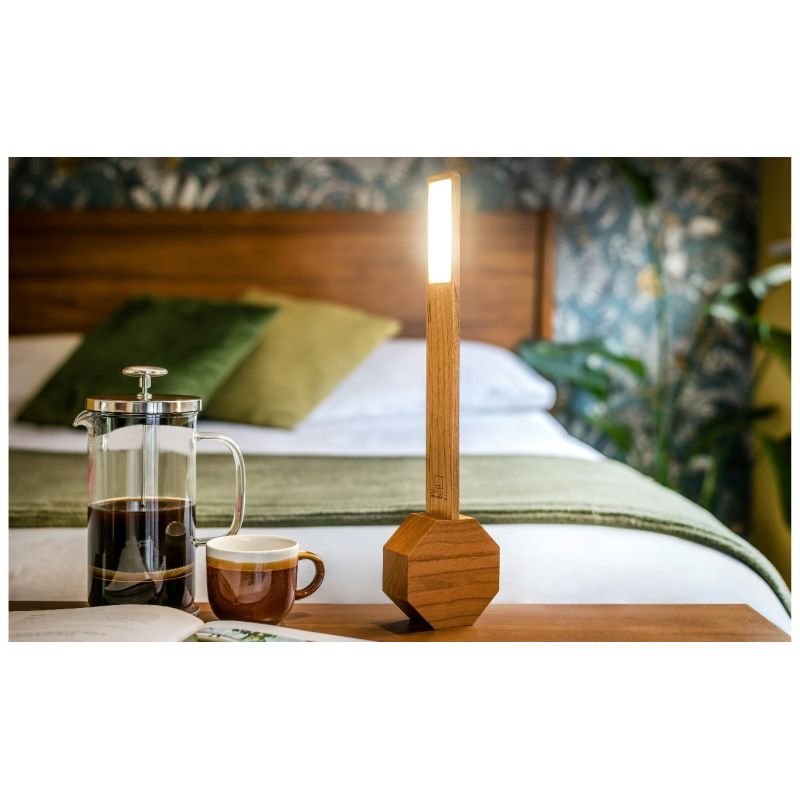 Réveil & Lampe de bureau portable en bois de Cersier, Octagon One Plus - Gingko Design